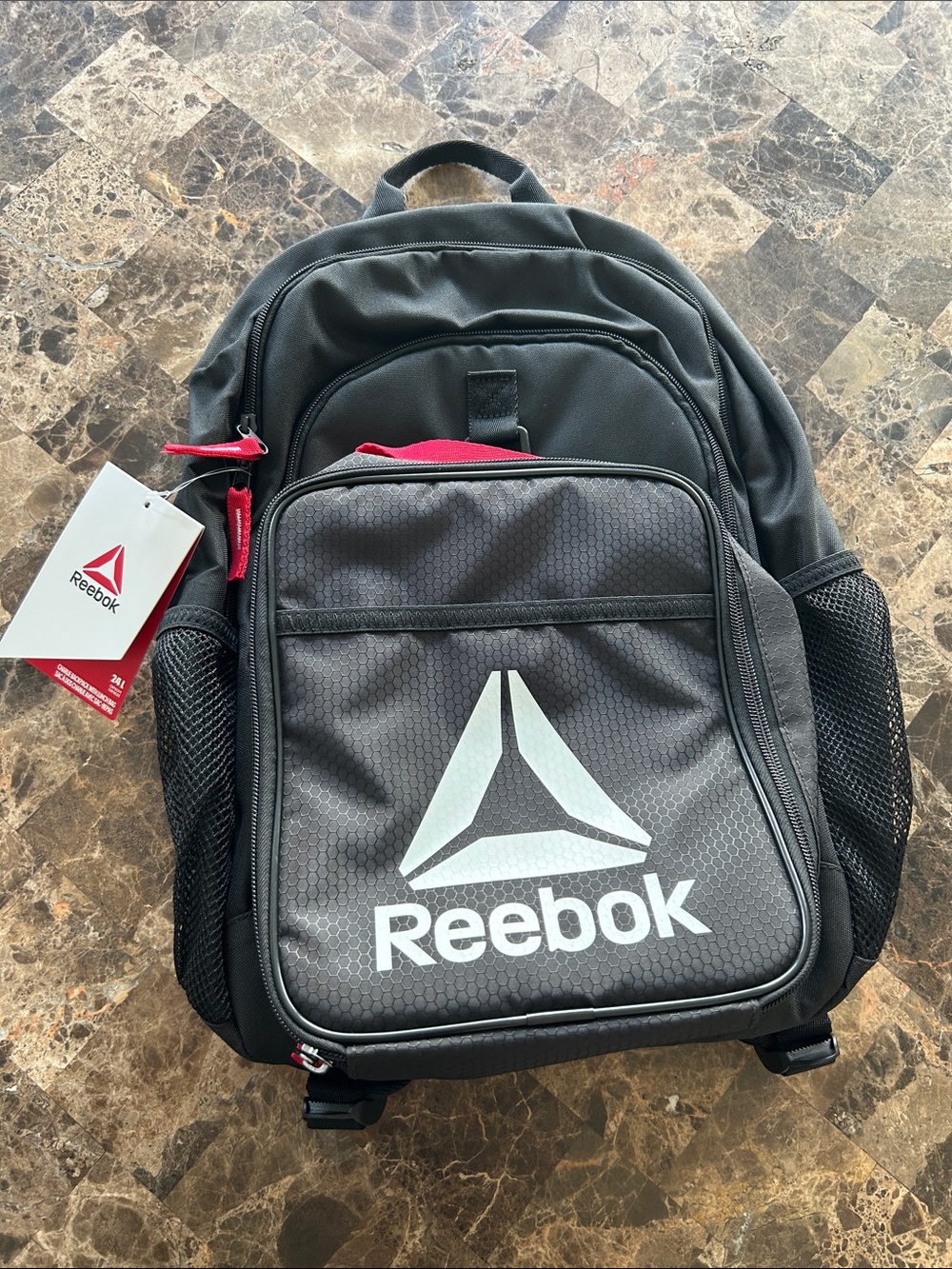 NWT 🆕 Reebok Black 24 L Backpack and Lunch bag set with Red Accents